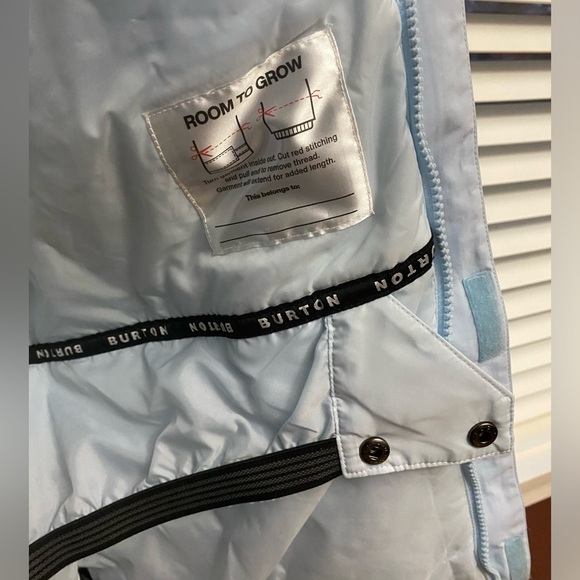 NWOT Burton Boys Covert 2L Jacket & Hat - Skiing | Snowboarding | Sledding - Picture 9 of 14